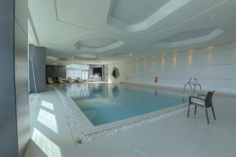 Remis Hotel Tehran Indoor Pool