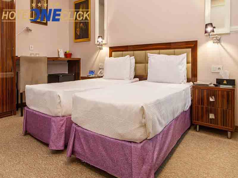 Niloo Hotel Tehran Twin Room