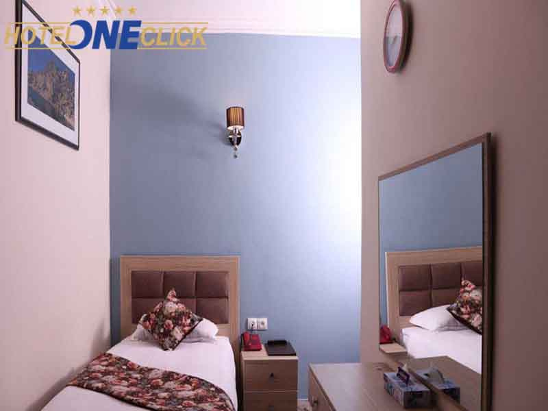 Hally Hotel Tehran Single Room