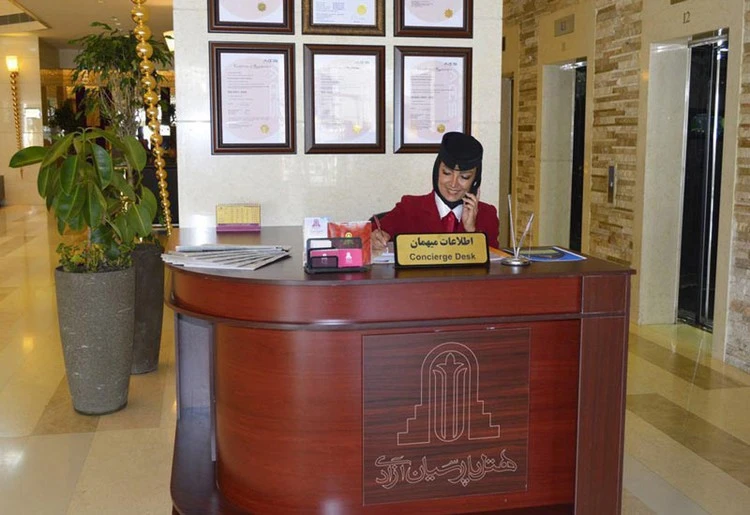 Parsian Azadi Hotel Tehran Concierge 