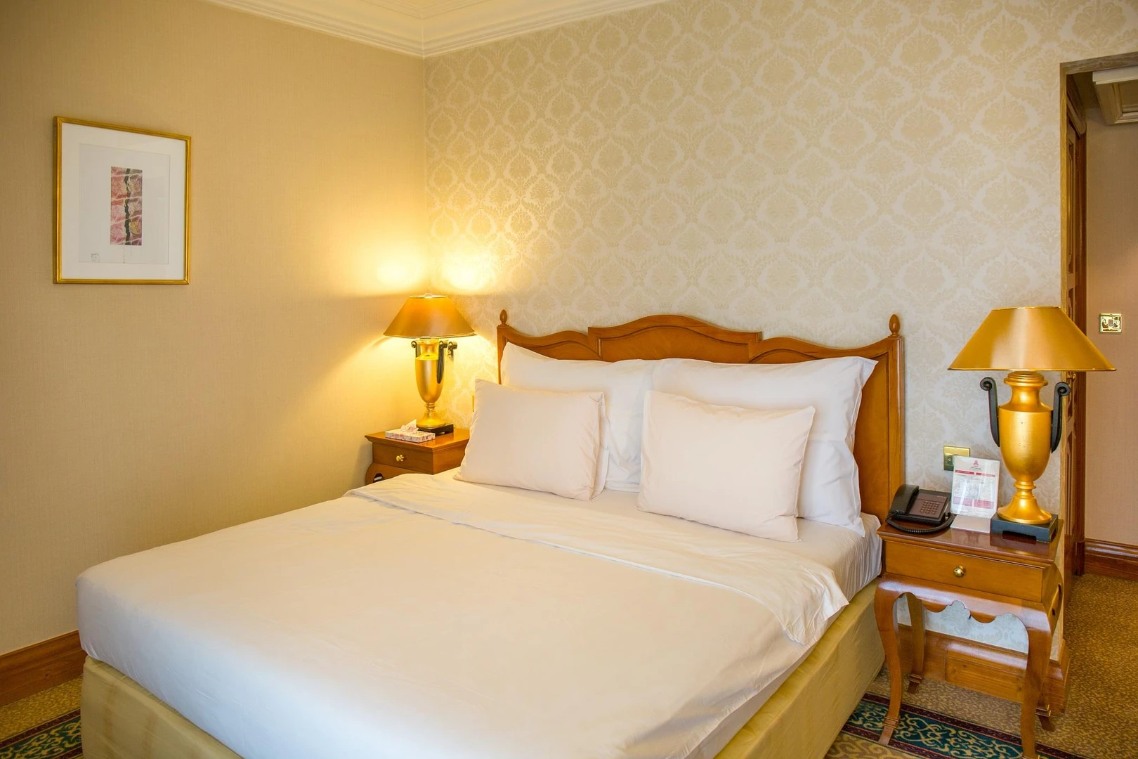 Parsian Esteghlal International Hotel Double Room