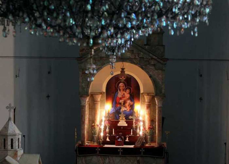 Holy Icon of Mary in Saint Sarkis Cathedral - HotelOneClick