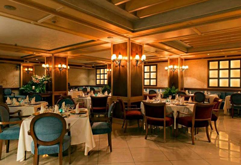 bistango restaurant in tehran , the best restaurant near azadi  hotel - HotelOneClick
