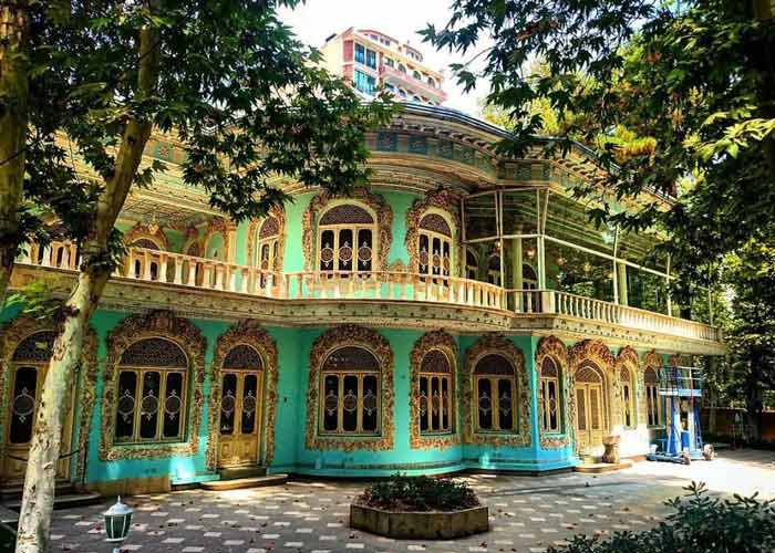 Museum - Iran's first clock museum - HotelOneClick