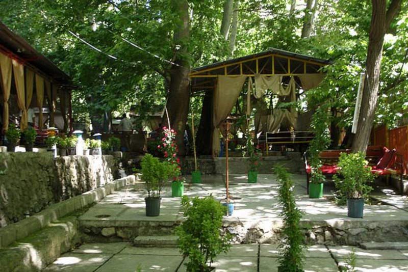 beautiful garden in Darakeh Tehran - HotelOneClick