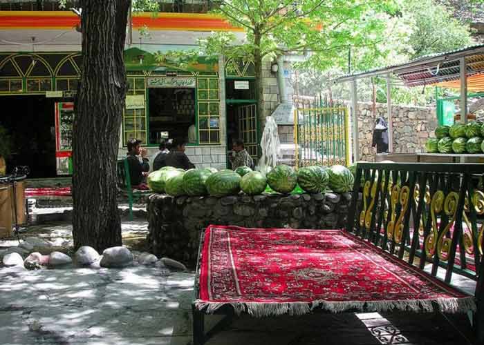 A restaurant in Tehran Darakeh - HotelOneClick