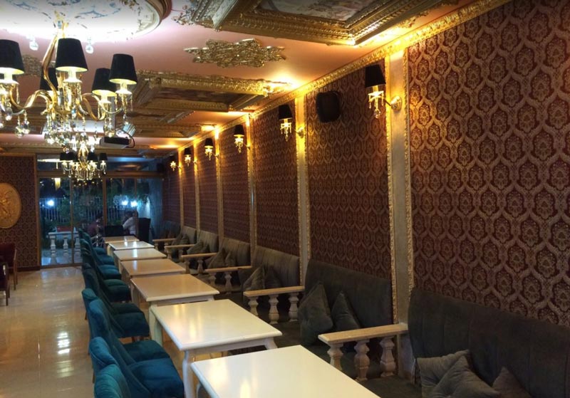 Parkway Royal Shandiz Restaurant , one of Top 10 restaurant near to Parsian Esteghlal Hotel in  Tehran