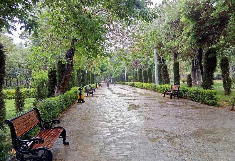 a rainy day at City park , one of the top 10 parks near Espinas Persian gulf hotel in Tehran