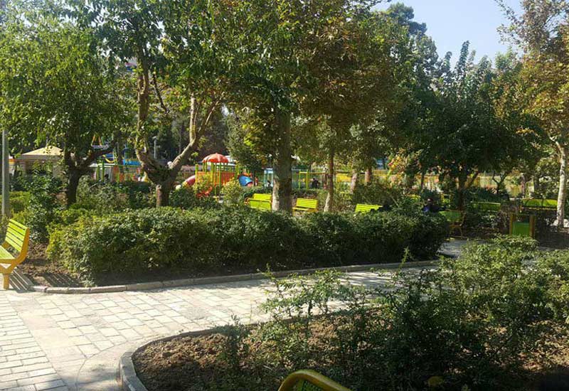 Rezvan Park, one of the top 10 parks close to Espinas Persian gulf hotel in Tehran