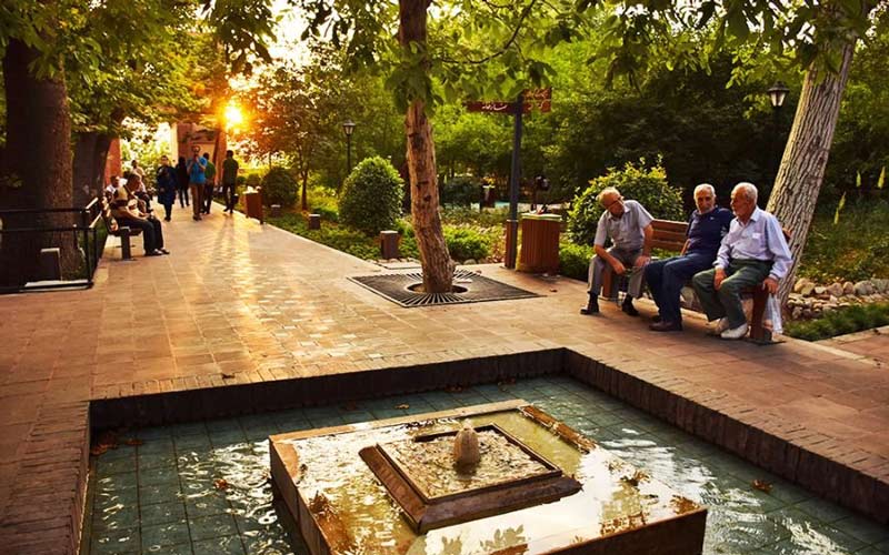 persian garden  in Tehran - HotelOneClick