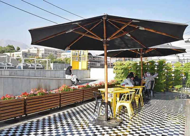 Book Garden’s Roof