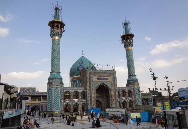 Imamzadeh Saleh, one of the best religious site and mosques near to Tehran Parsian Azadi Hotel 
