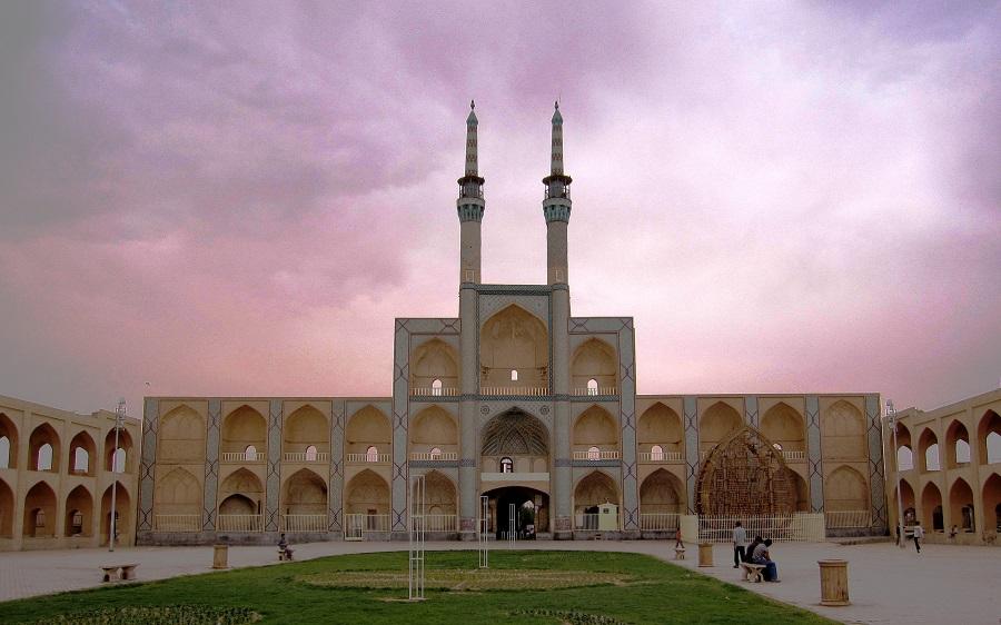  Amir Chakhmaq complex