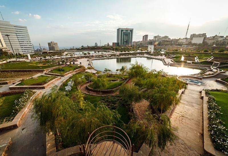 iranian garden - HotelOneClick
